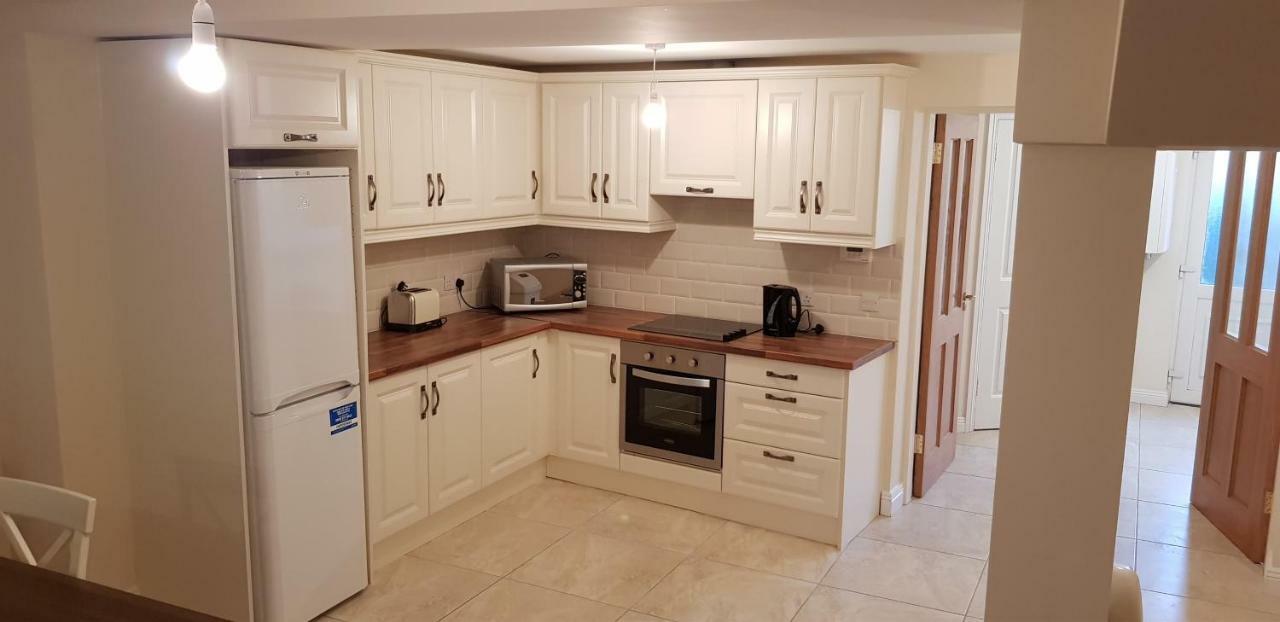 3 Bedroom Newly Furnished Cork City Esterno foto